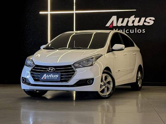 HYUNDAI HB20 1.6 COMFORT PLUS 16V FLEX 4P MANUAL HYUNDAI HB20 1.6 COMFORT PLUS 16V FLEX 4P MANUAL